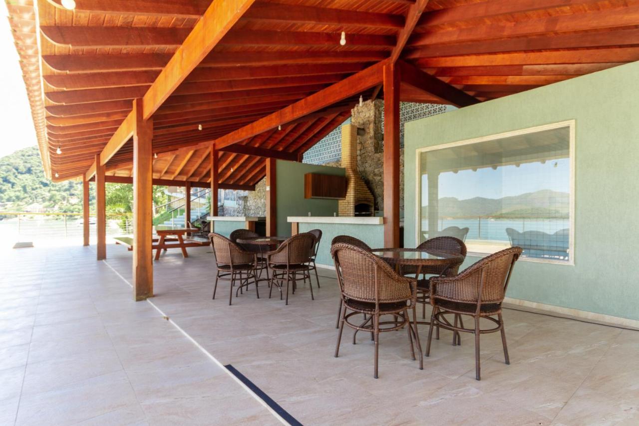Cobertura De Frente O Mar. Toddler Friendly! Apartment